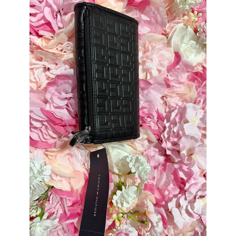 Billetera Larga Negra Para Mujer Tommy Hilfiger Negro Letra
