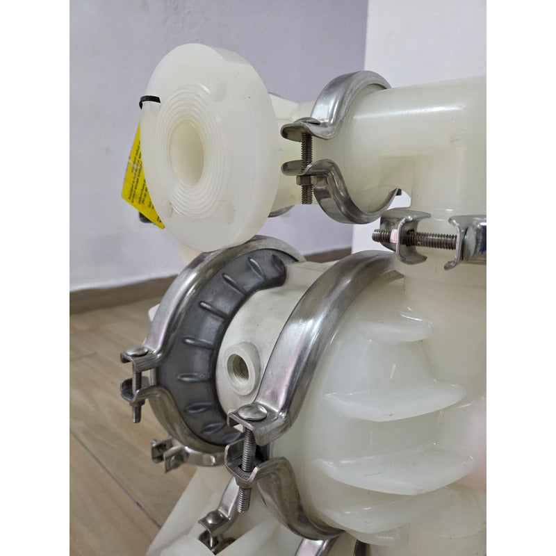 Bomba Neumatica Doble Diafragma De 1-1/2  Bridada Propileno