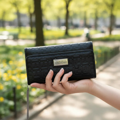 Billetera Larga Negra Para Mujer Tommy Hilfiger Negro Letra